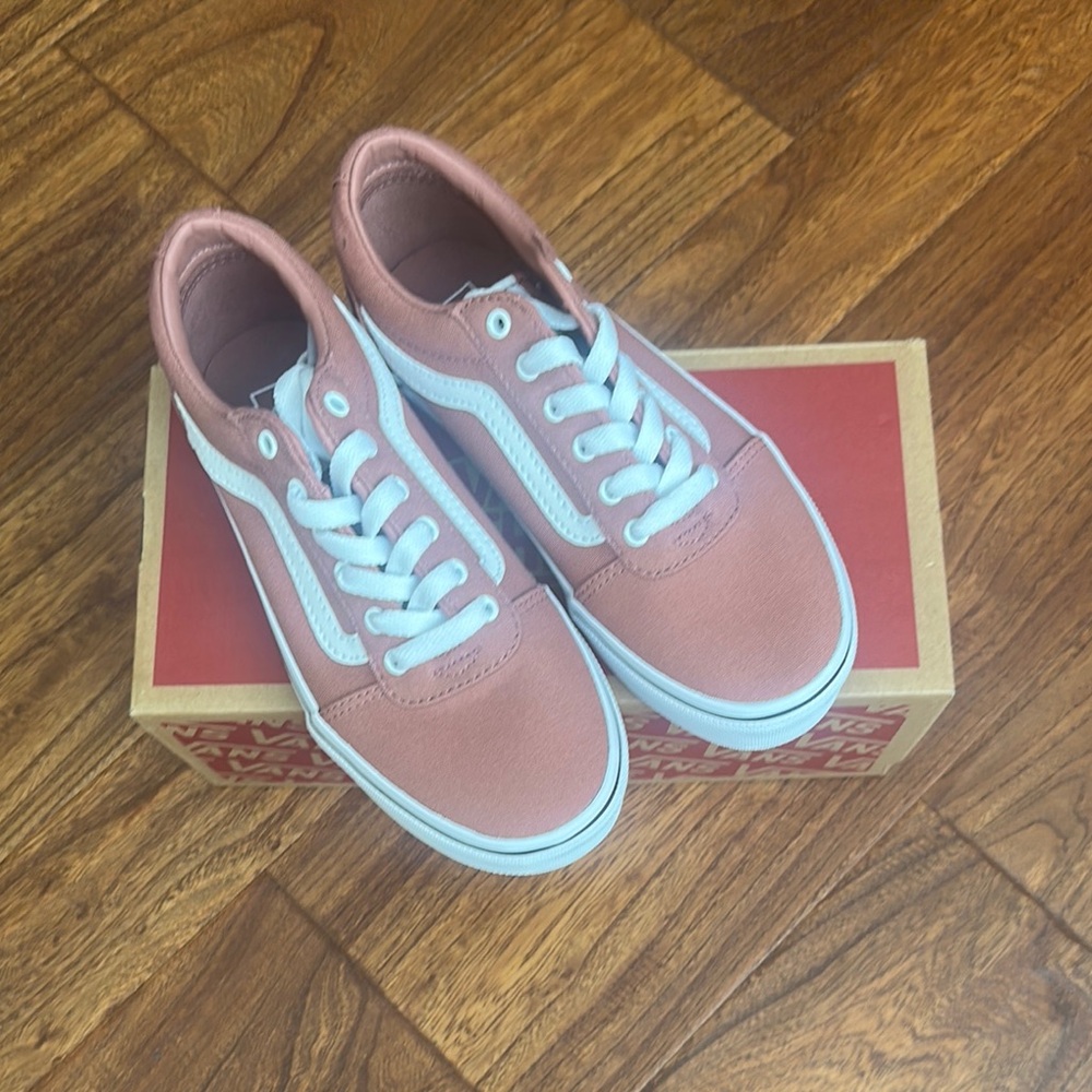 Kids VANS Ward Canvas sneakers